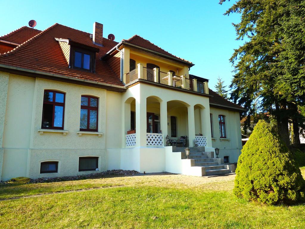 Ferienwohnung Villa Am Haussee Feldberger Seenlandschaft Dış mekan fotoğraf